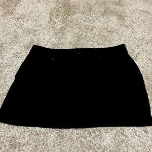 Black under armor ~ size 10